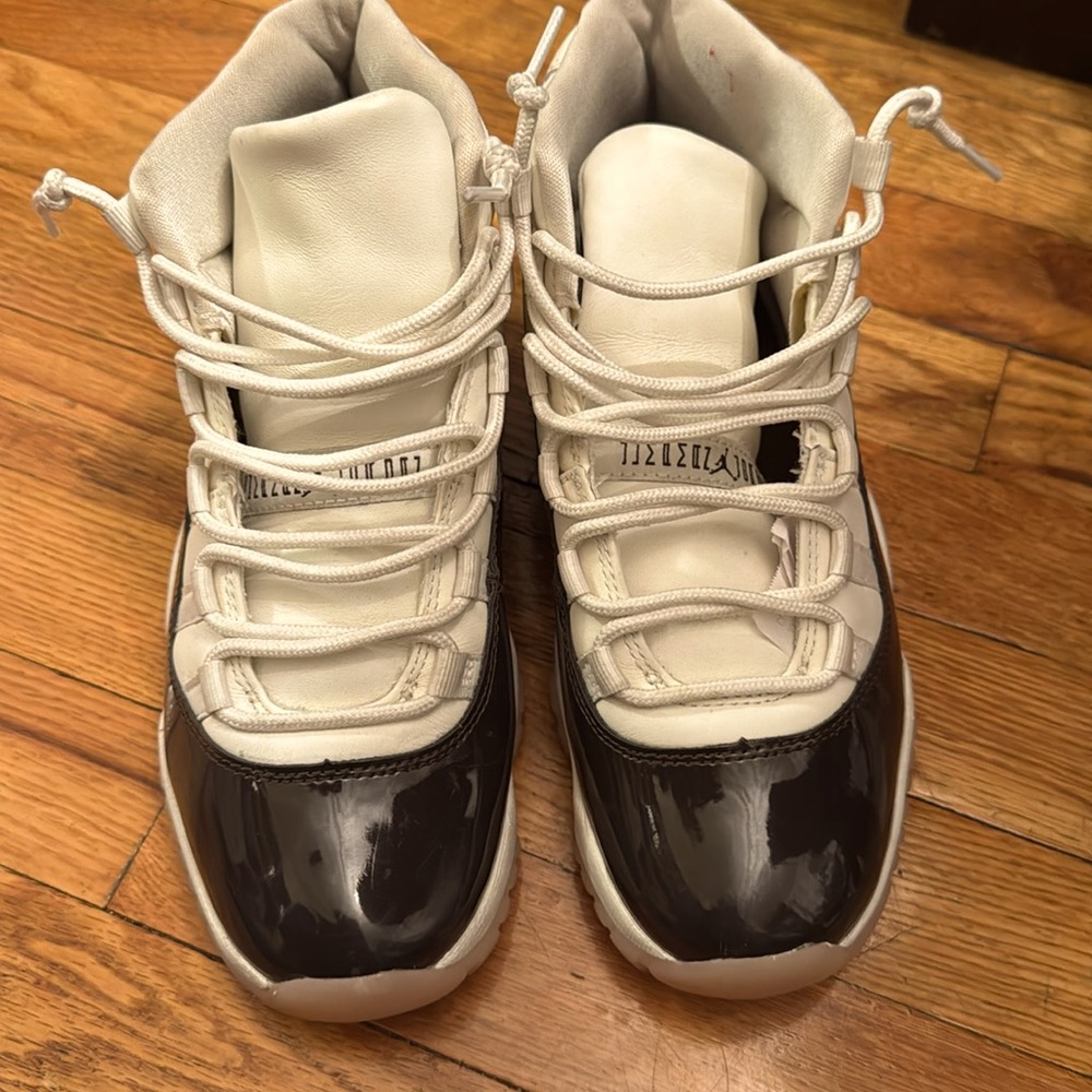 Neapolitan Jordan 11’s! Women’s size 8! SOLD OUT everywhere
